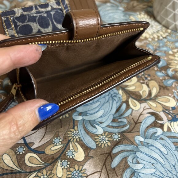 Upcycled Coach Signature Corner Zip Wallet - Picture 10 of 11